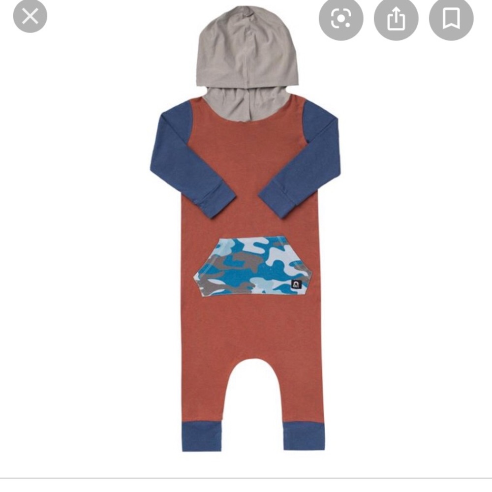 Rags to Raches 3/4 sleeve Camo mahogany rag.